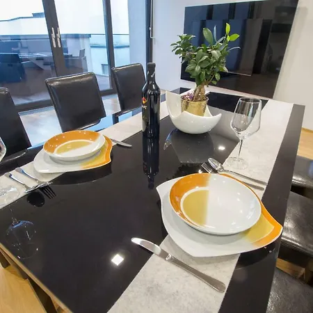 Modern Minimalist Luxury Sea View Apartmán